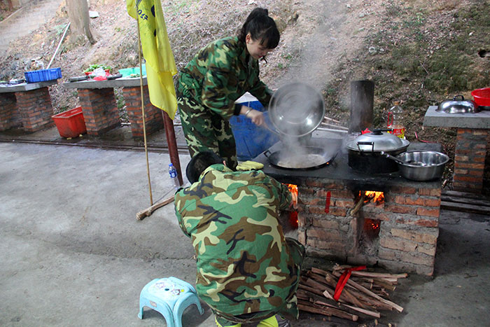 2017年2月13-15日，金艾陶“虎狼道”户外拓展训练圆满结束